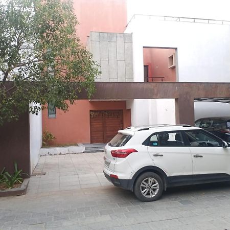 Villa-Safal Amrakunj Αχμπανταμπάντ Εξωτερικό φωτογραφία