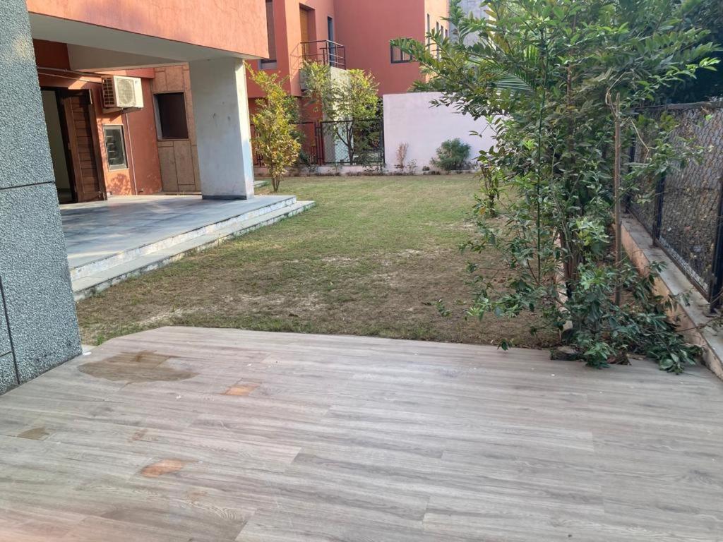 Villa-Safal Amrakunj Αχμπανταμπάντ Εξωτερικό φωτογραφία